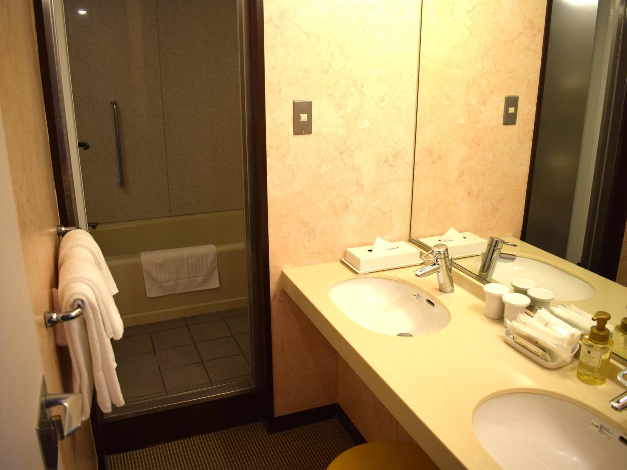 Grand Hotel Kanachu Hiratsuka Buitenkant foto